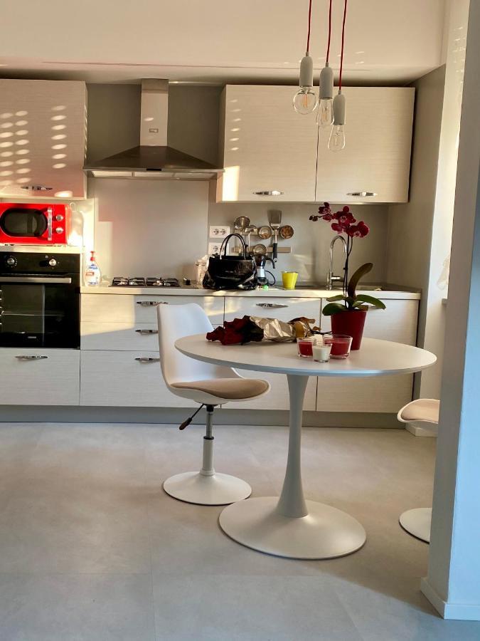 Birimari House Apartment อาเรซโซ ภายนอก รูปภาพ